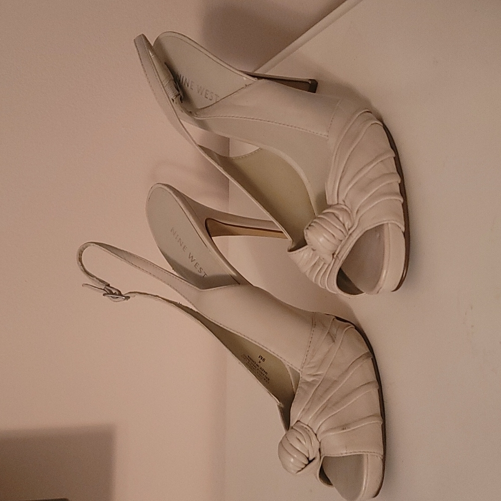 Nine West leather sling back heels